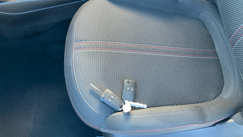 Vauxhall Corsa 1.4 SRi Nav 3dr Petrol Hatchback